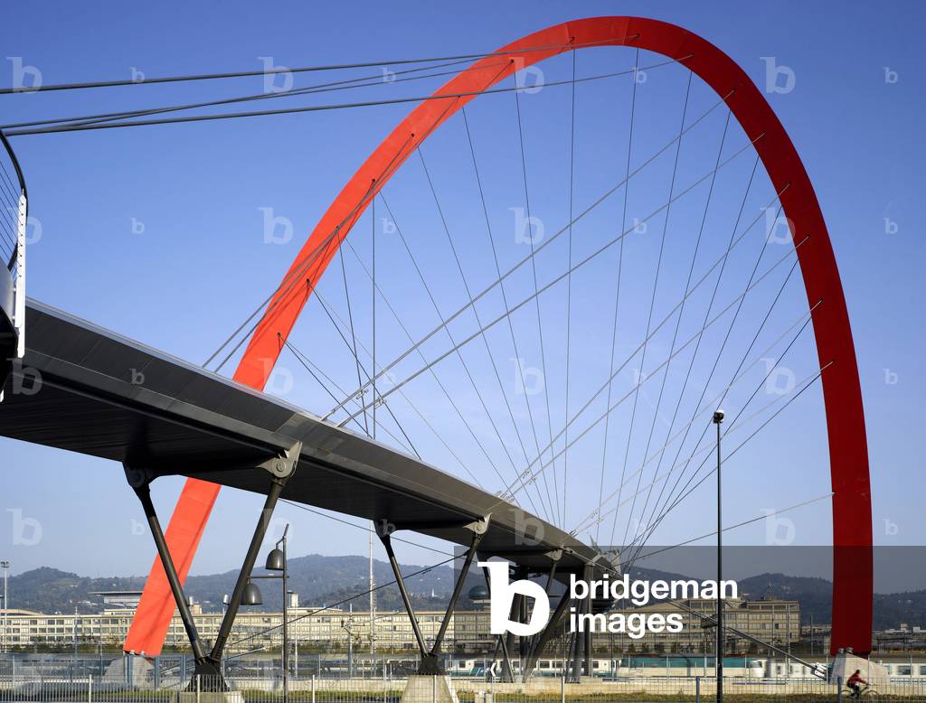 Gateway to Turin, Italy. Architecture by Hugh Dutton, 2005 (photo)