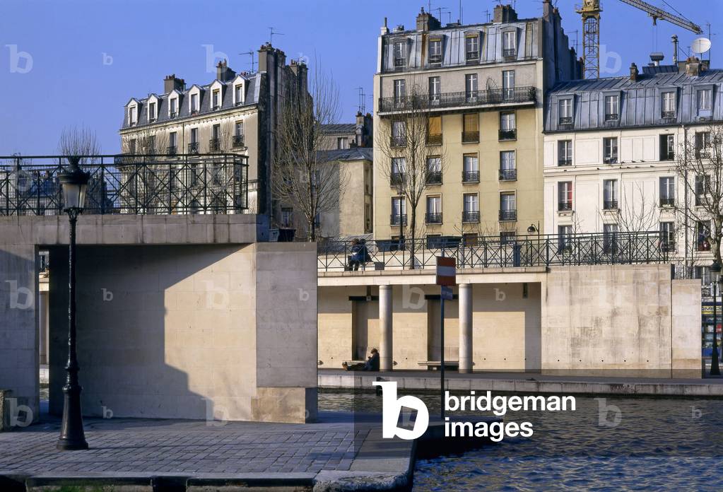 The Rotonde flood in Paris 19th century.