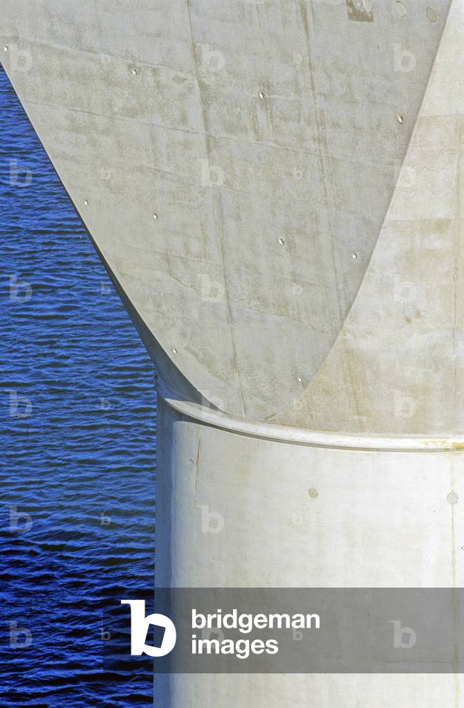 TGV bridge in Avignon (Vaucluse).