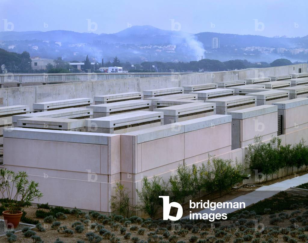 La Necropole de Frejus (Var, France). Architect Bernard Desmoulin, 1997.