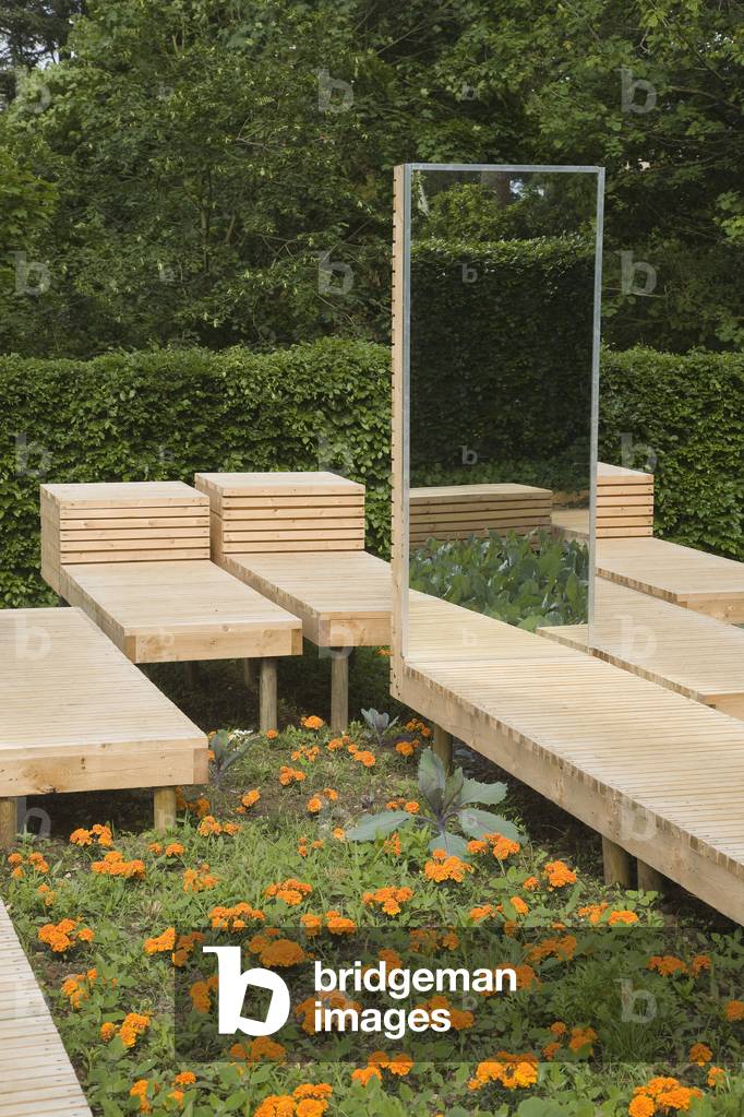 The international festival of gardens of Chaumont-sur-Loire (Chaumont sur Loire), Loir-et-Cher (Loir et Cher), Centre, France. Architecture 2007-2008. Photography 24/05/08