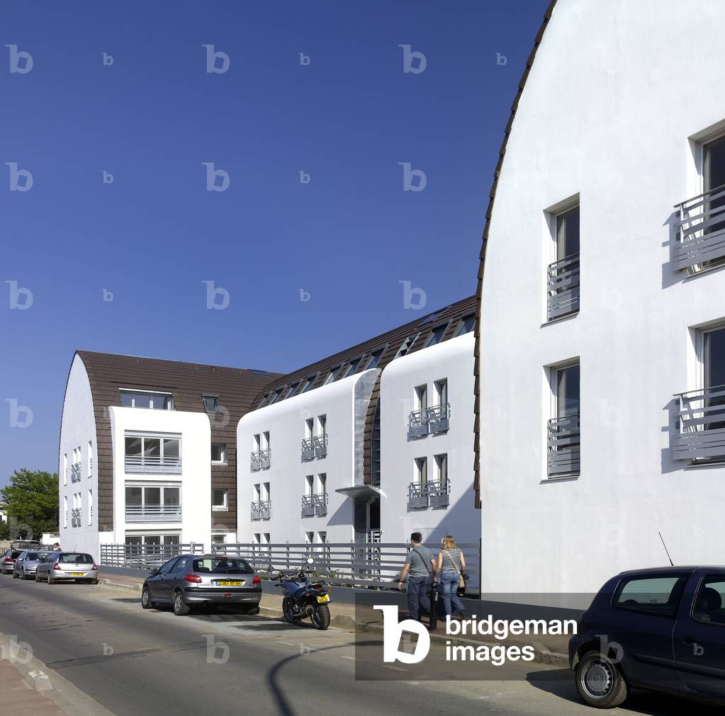 Social housing in Limmeil Brevannes (Val de Marne). Architect Arc.Ame architecture, 2008. Photography 13/04/08.