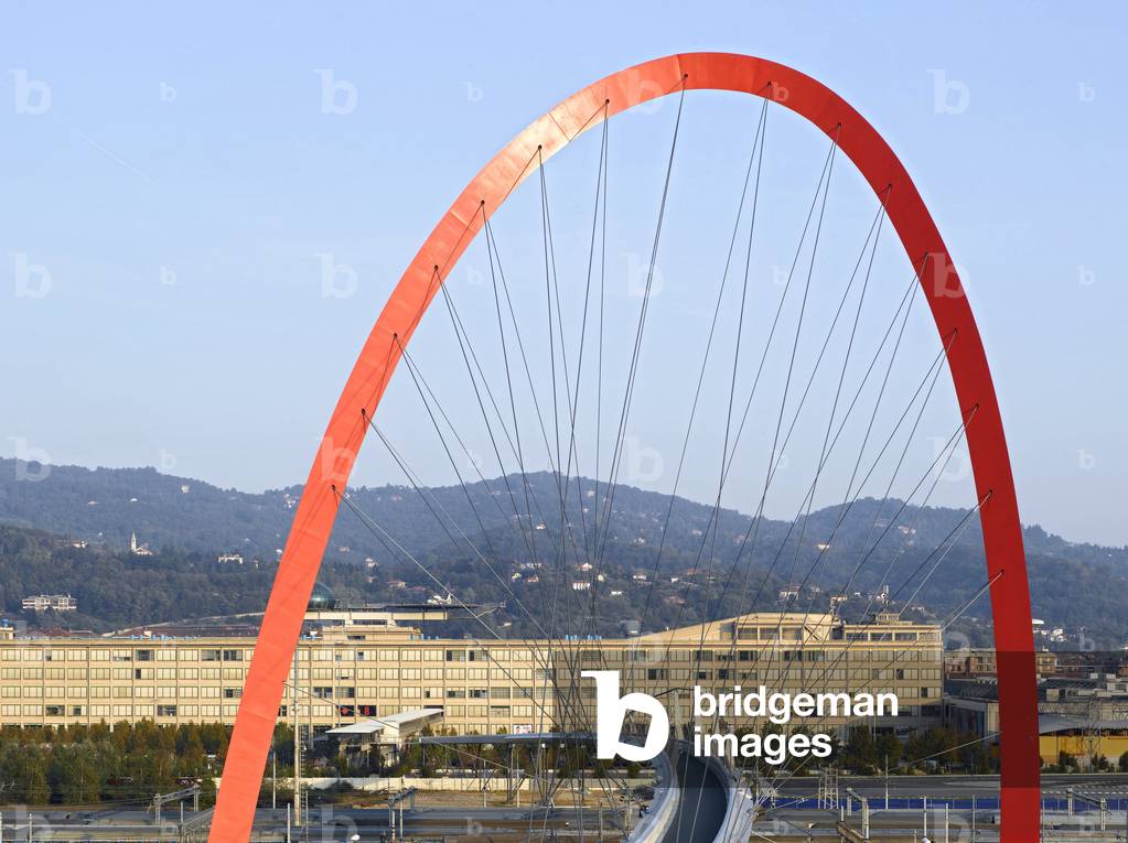 Gateway to Turin, Italy. Architecture by Hugh Dutton, 2005 (photo)