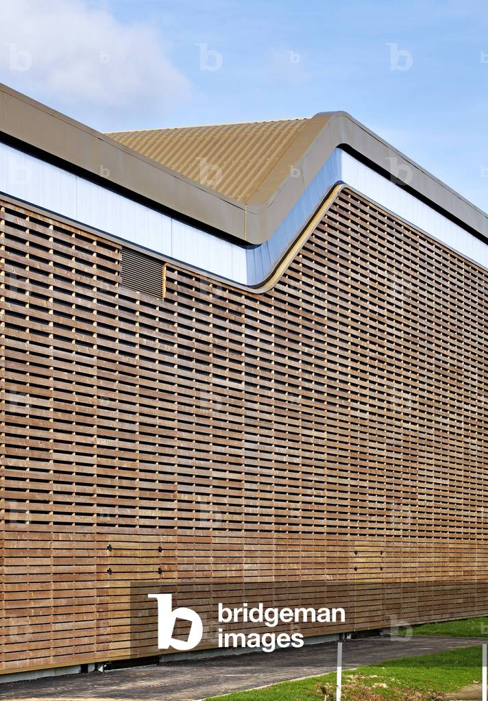 The sports complex of Deauville, Calvados, Lower Normandy (Lower Normandy). Architecture B+C Architects (Giovanni Bellaviti and Dino Constantin Coursaris), 2009. Photography 01/09/09