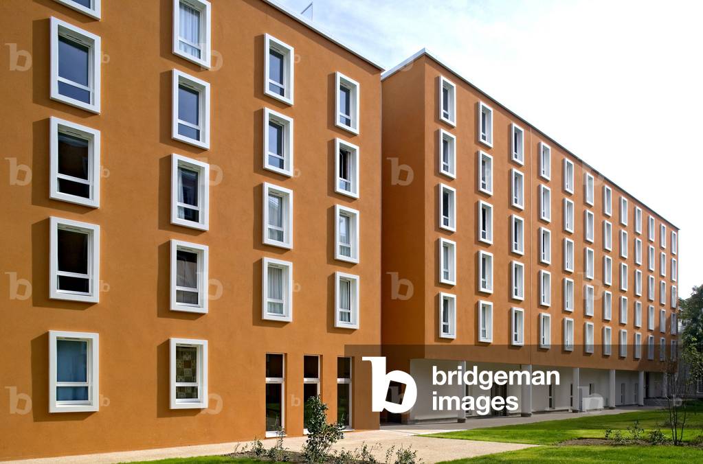 University residences Le Klebert et Nicolas Appert in Ivry sur Seine (Val de Marne). Architects Bertrand Dubus and Thomas Richez 2004. Photograph 2004.