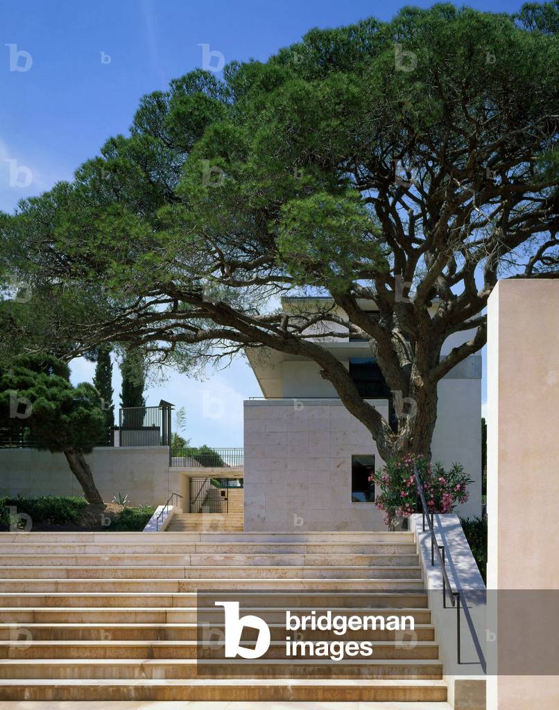 La Necropole de Frejus (Var, France). Architect Bernard Desmoulin, 1997.