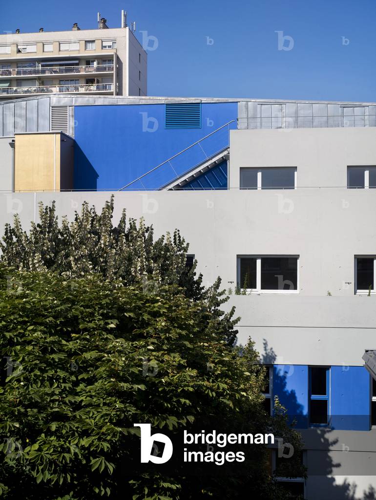 The Conservatoire de danse, de musique et d'art dramatique, 55-61 rue Marthe, Clichy la Garenne (Hauts de Seine). Architect Bernard Desmoulin, 2009. Photography 10/09/09.
