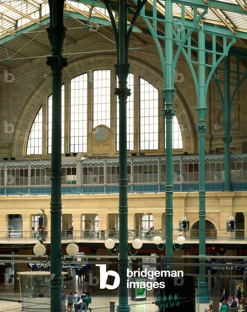 Gare du Nord to Paris 75010. Construction 1861-1865, architect Jakob Hittorff (1792-1867), renovation of amenagement 2008-2010, Jean Marie Duthilleul. The third station in the world after Tokyo (Japan) and Chicago (Illinois, USA), the station welcomes 500,000 passengers every day.