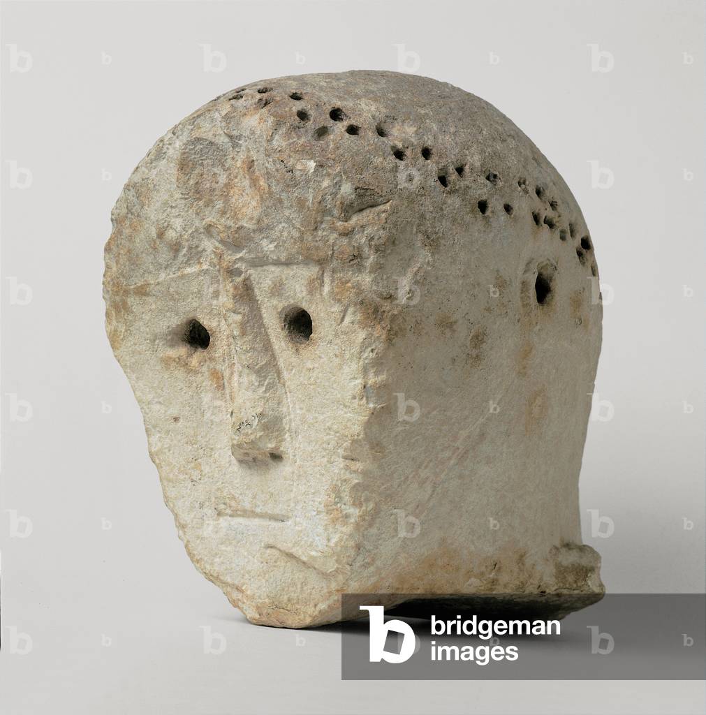 Head with raggiera from Monte Saraceno, 3500 - 2300 B.C.