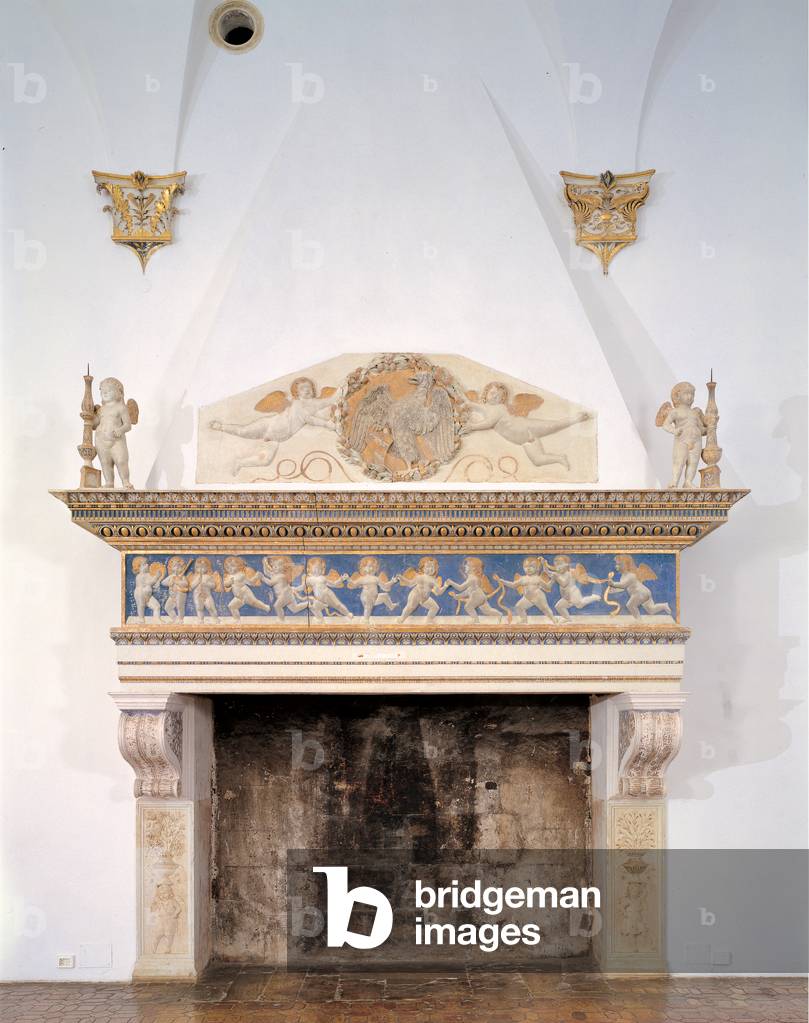 Fireplace (The Angels - Hall), (gilded polychrome cut stone)