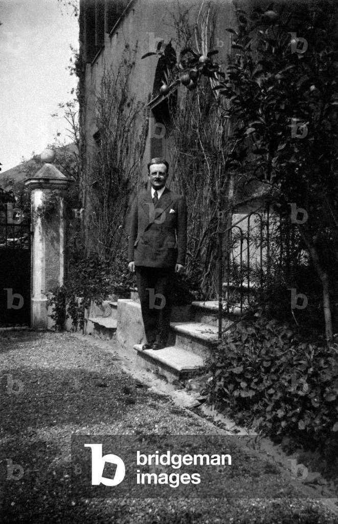 Virgilio Brocchi in his mansion Serenetta
