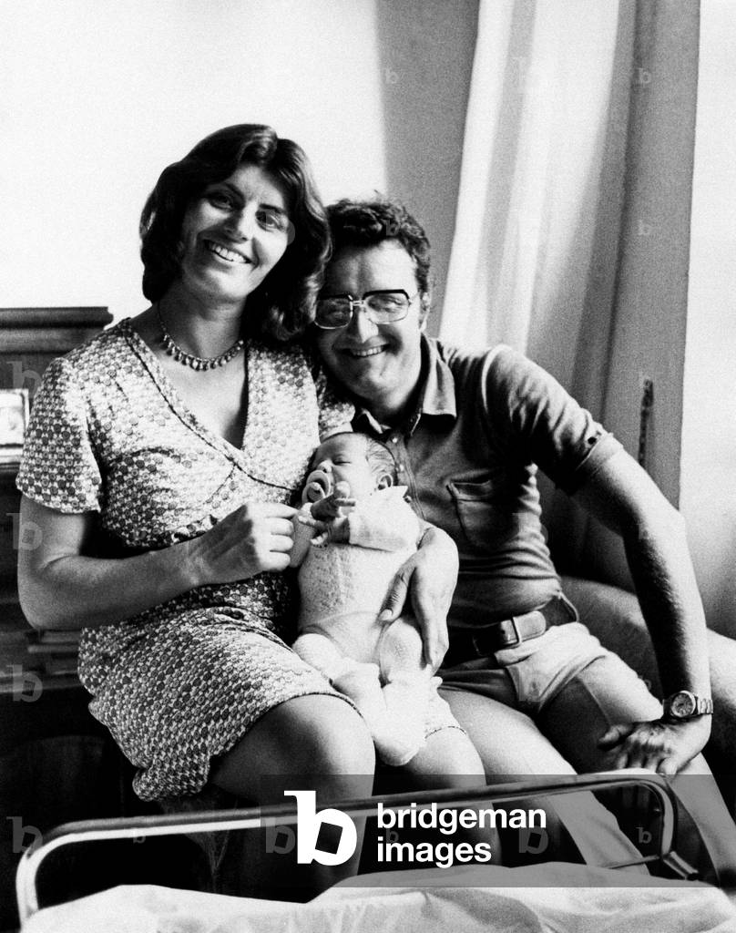 Jimmy Fontana sitting beside his wife and his son