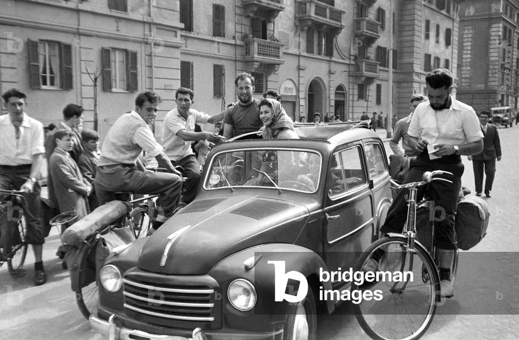Marisa Allasio at the road cycle race, Italy, 1950 (b/w photo)