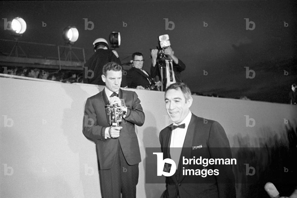 Anthony Quinn at the Academy Awards ceremony (b/w photo)