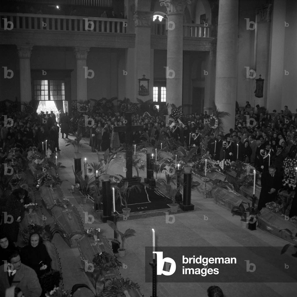 The funeral of the victims of Marcinelle at the church of Manoppello, Manoppello, Italy
