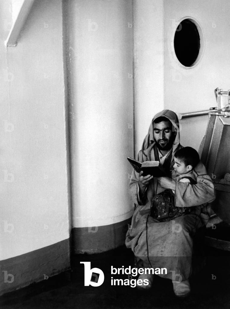 Jewish man leaving for Israel