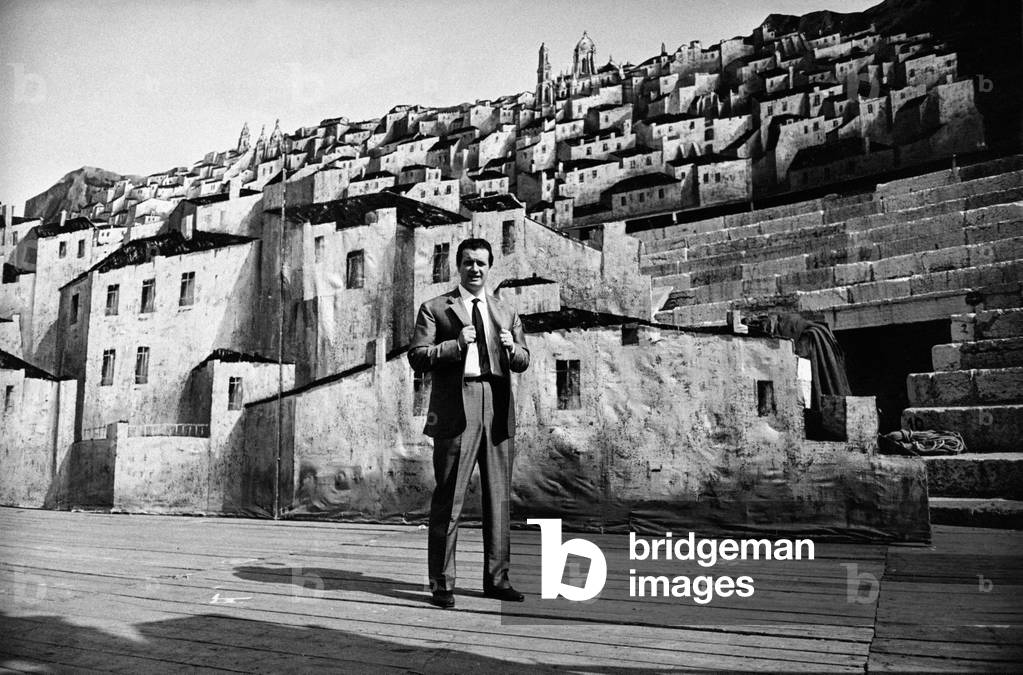 The italian tenor Franco Corelli on the Verona Arena stage