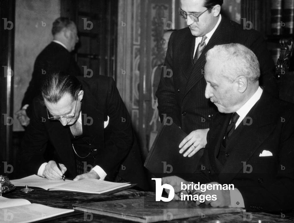 Alcide De Gasperi countersigns the Constitution
