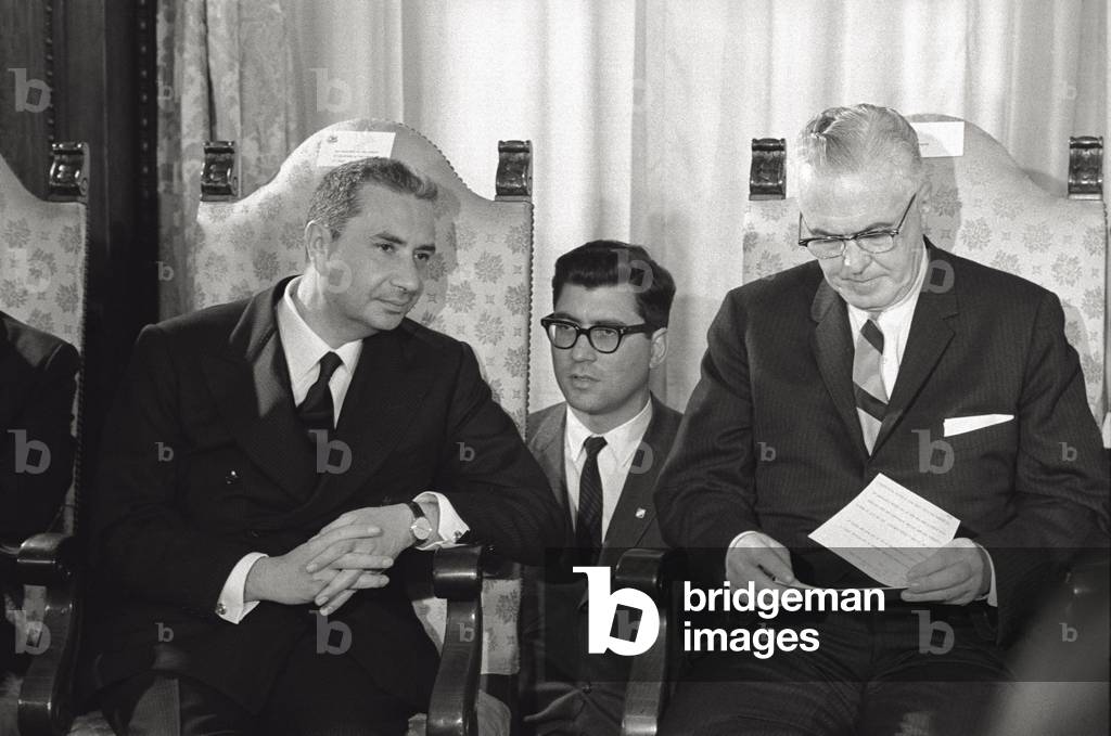 Aldo Moro with an interpreter, Philadelphia, United States, 1965