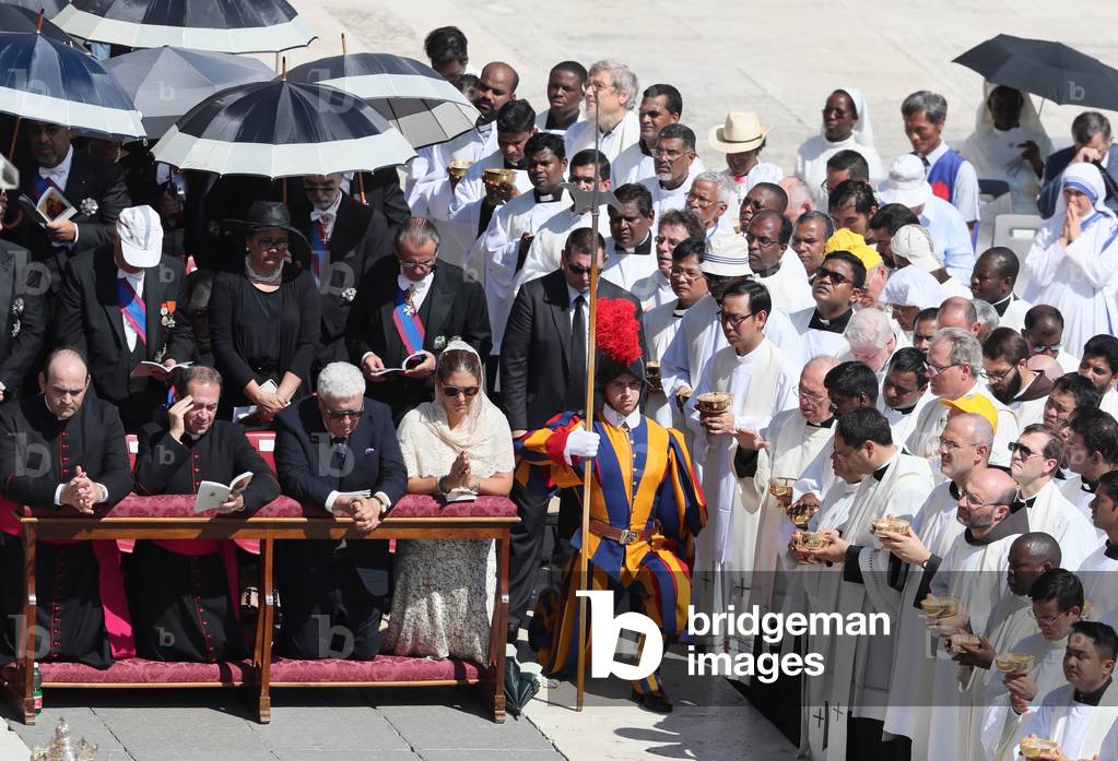 Mother Teresa Canonization, Vatican, 2010 (photo)