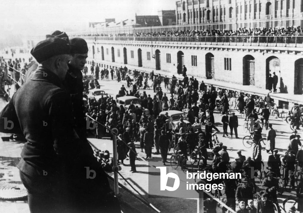 Crowd at the port of Copenhagen
