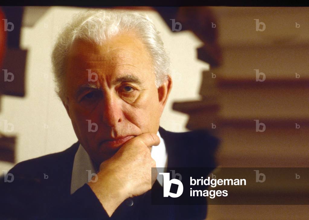 Portrait of Franco Fortini at home