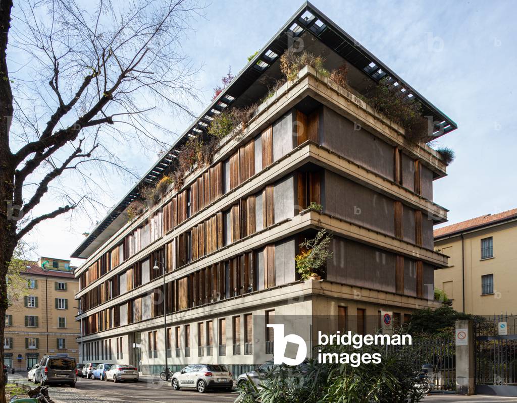 Piazza Mirabello building, Milan, Italy, 2021 (photo)