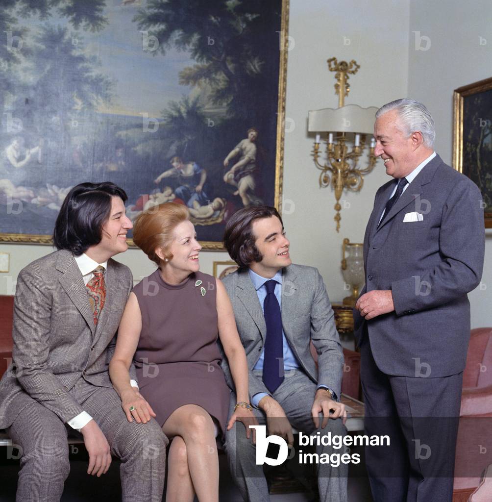 Vittorio De Sica and Maria Mercader with their children Christian and Manuel, Italy, 1970 (photo)
