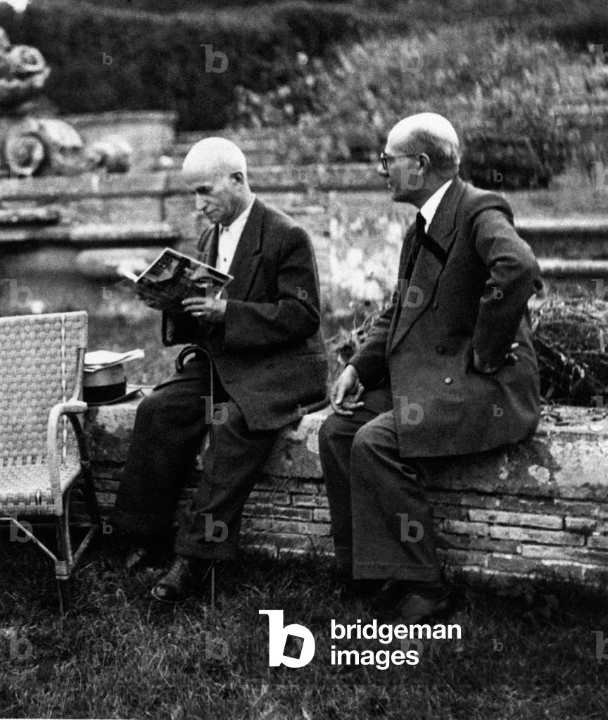 Luigi Einaudi in company of Guido Bonafede