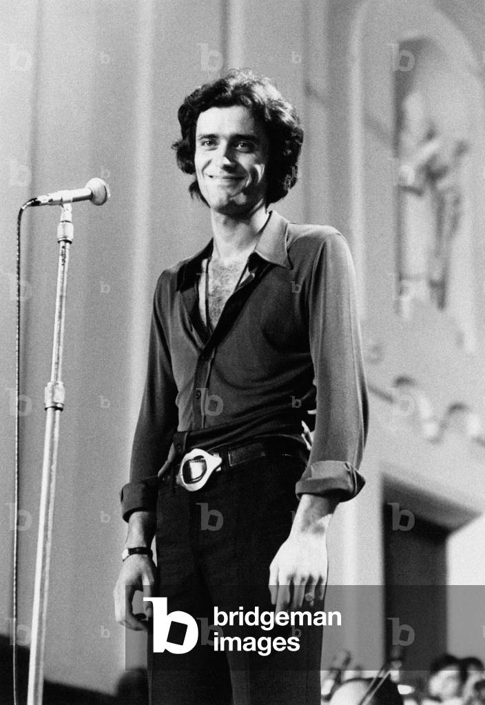 Gianni Nazzaro smiling on stage