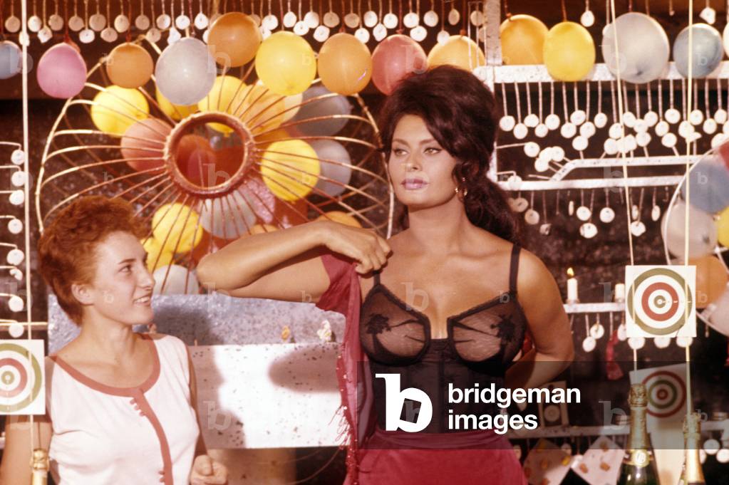 Boccaccio '70 (Segment La Riffa) by Vittorio De Sica, 1962