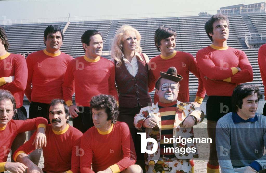 Pier Paolo Pasolini and Gianni Morandi wearing football suits, Italy, 1974 (photo)