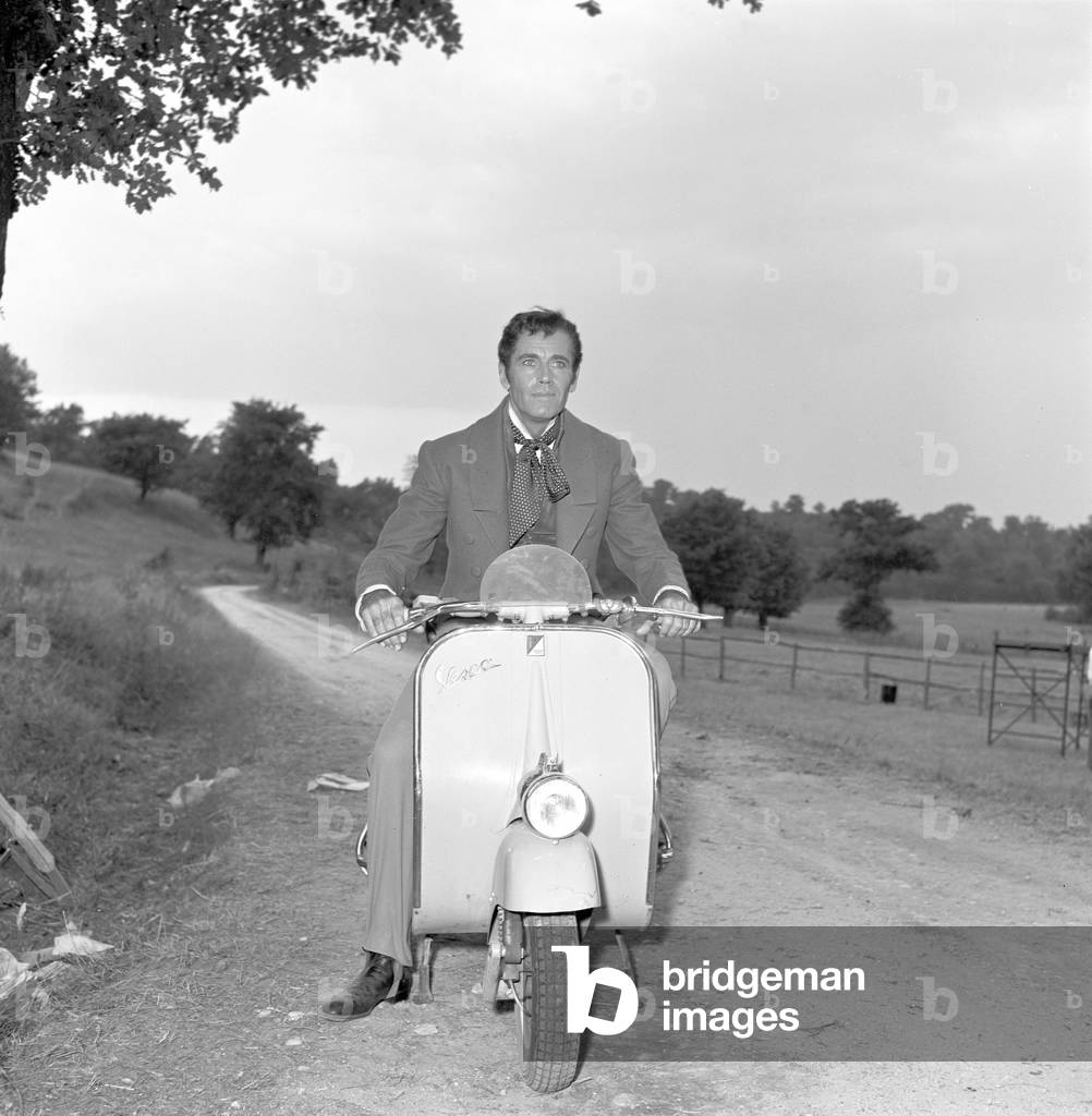 Henry Fonda on the set of War and Peace (b/w photo)