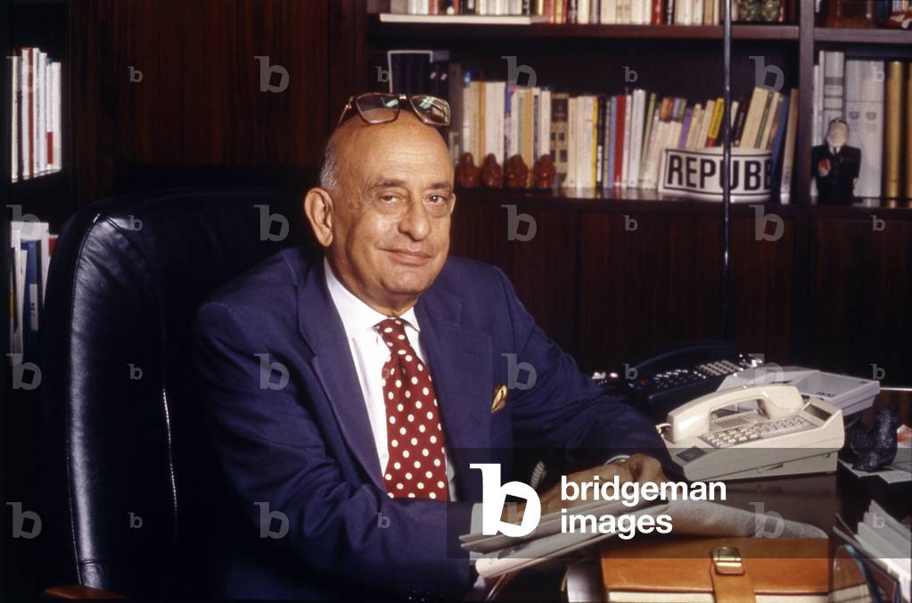 Sandro Curzi seated in his office