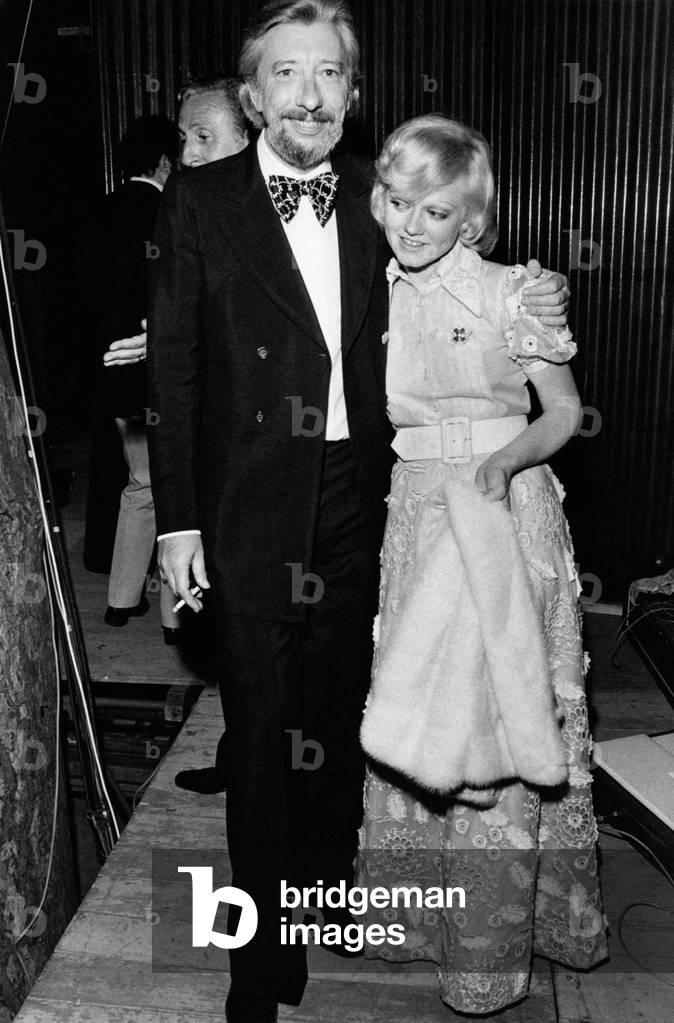Rita Pavone and Raymond Lefevre in the backstage of the show Le rose d'or