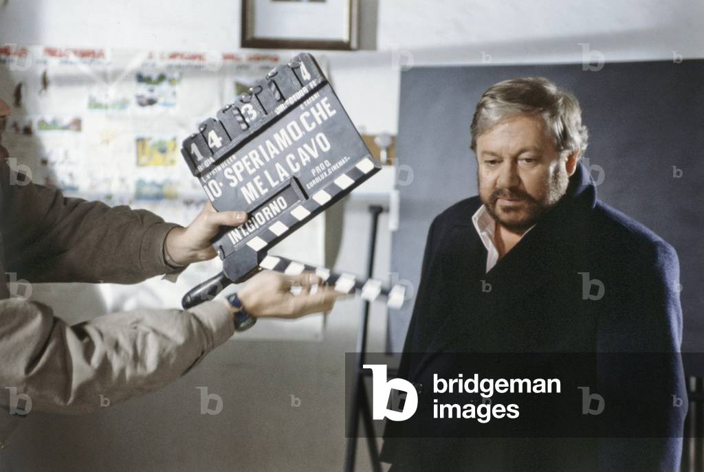 Paolo Villaggio on the set of the film Ciao, Professore!