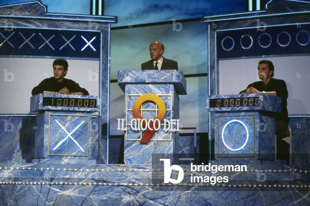 Raimondo Vianello hosting Il gioco dei 9, Italy