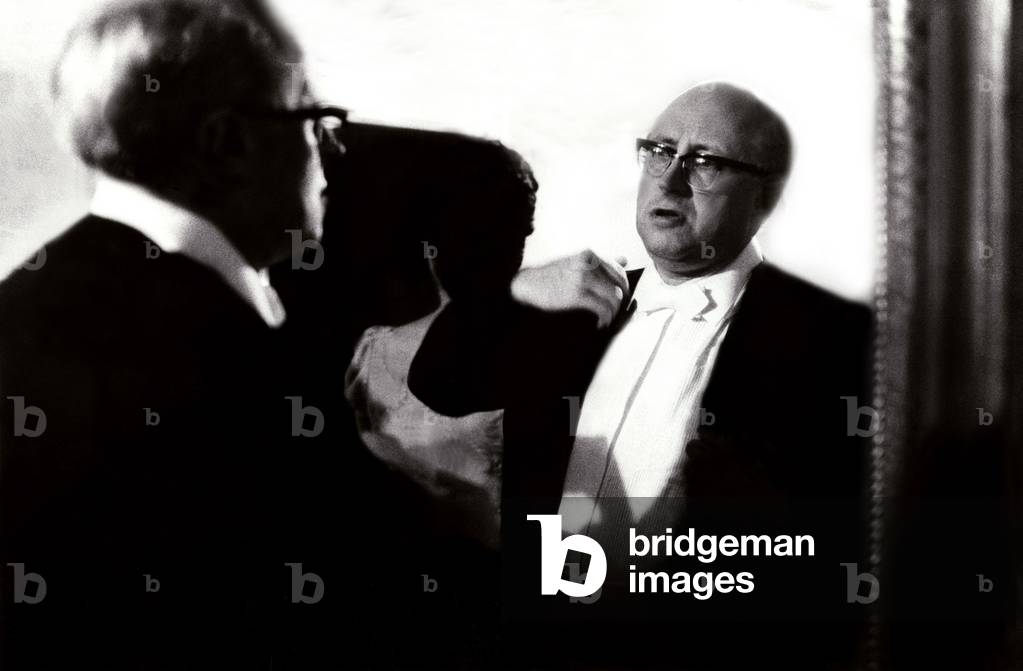 Mstislav Rostropovich arranging his papillon