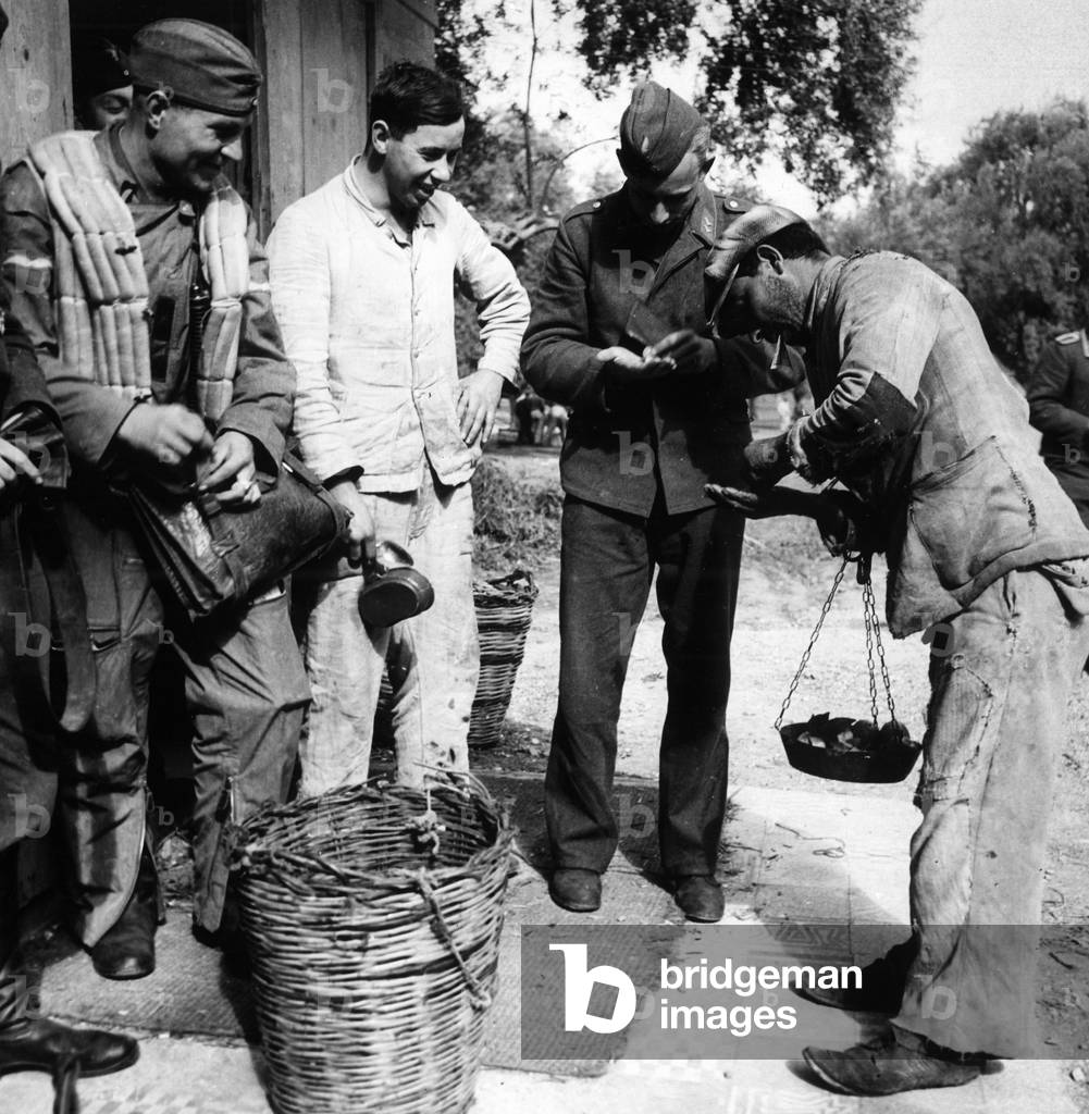 German soldiers with Italian farmer