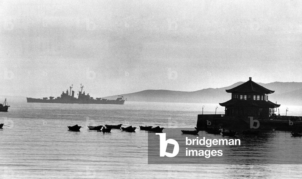 American warship in Chinese waters