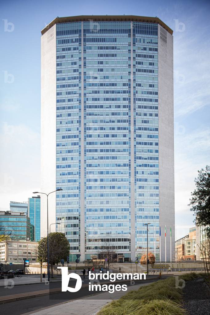 Pirelli Skyscraper, Milan, Italy, 2021 (photo)