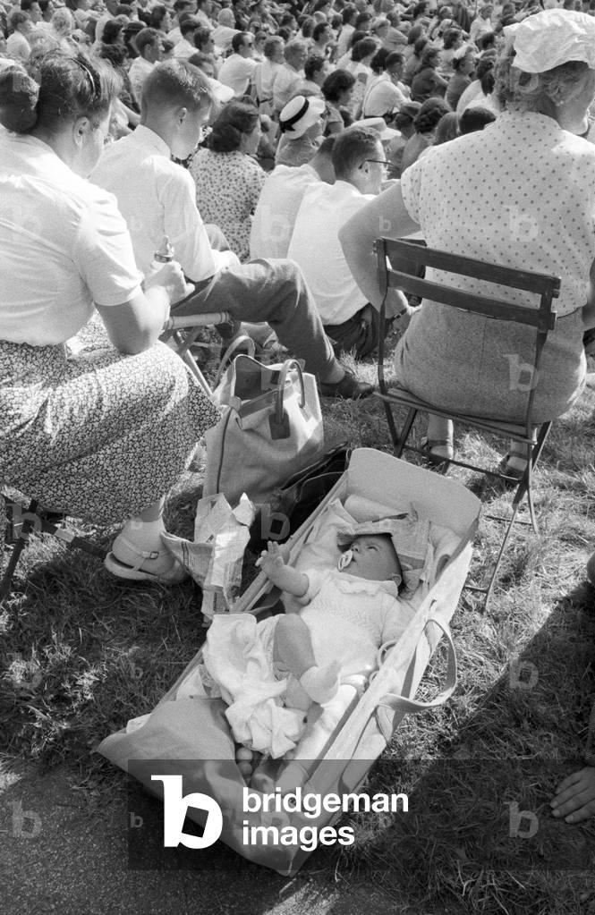 People listening to a sermon by Billy Graham in Geneva, Geneva, Switzerland
