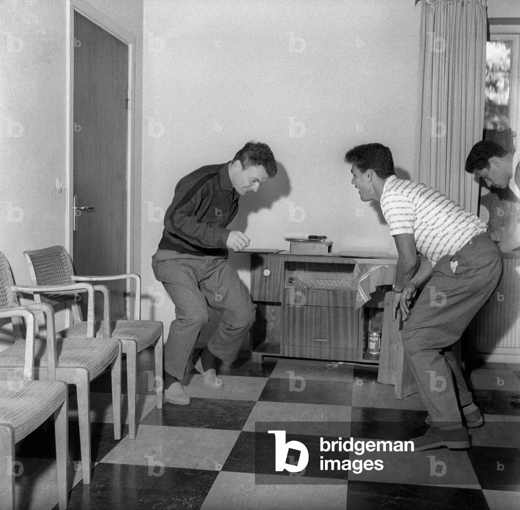 José Altafini and Dida dancing
