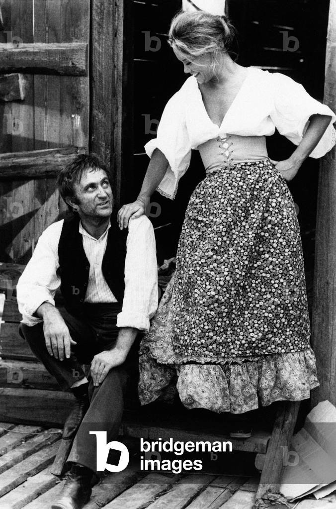 Valeria Moriconi and Raoul Grassilli on the set of Il mulino del Po