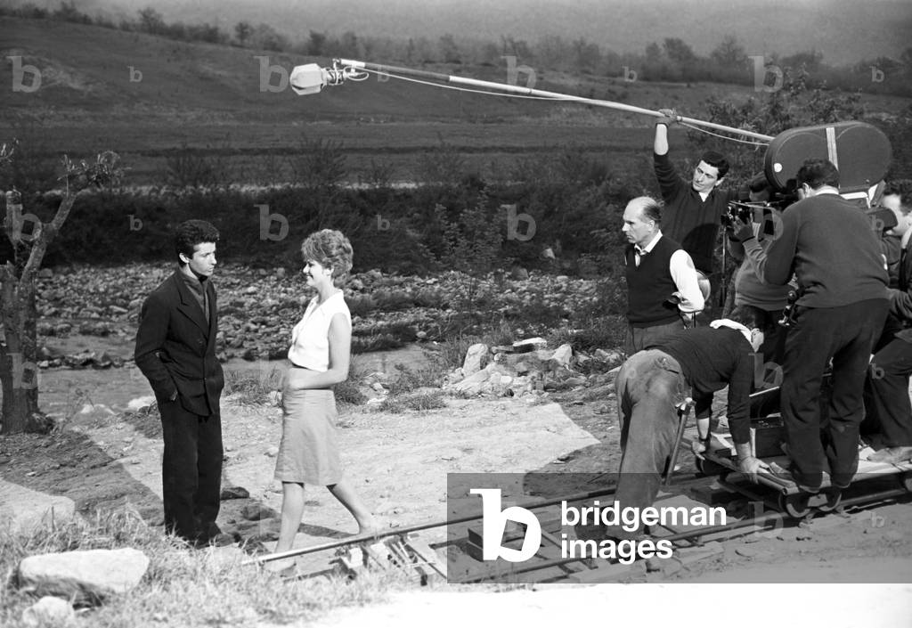 Claudia Cardinale e Georges Chakiris in La Ragazza di Bube, Italy, 1963 (b/w photo)
