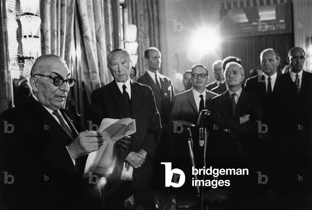 Arnoldo Mondadori and Konrad Adenauer at the launch of the book Memories 1945-1953, Italy, 1966 (b/w photo)