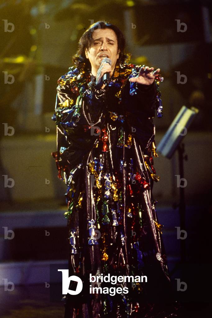 Renato Zero in Tutti gli Zeri del mondo, Italy, 2000 (photo)
