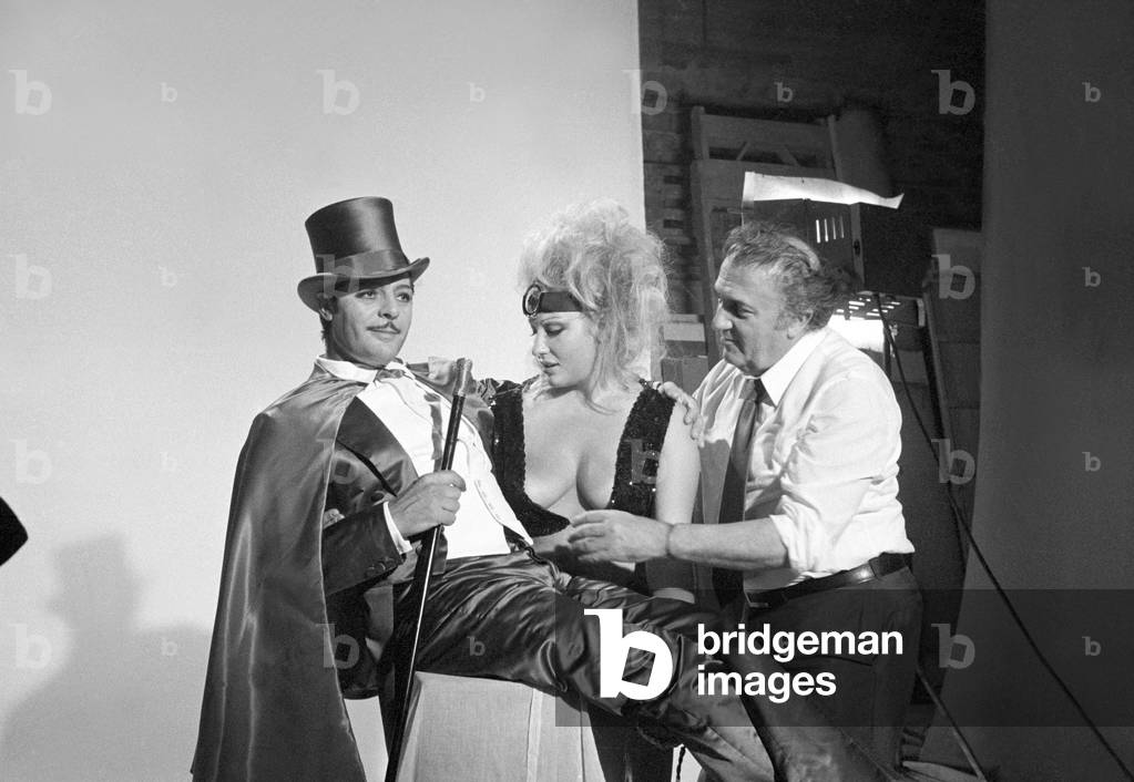 Federico Fellini and Marcello Mastroianni on the phography set of Mandrake, Italy, 1972 (b/w photo)