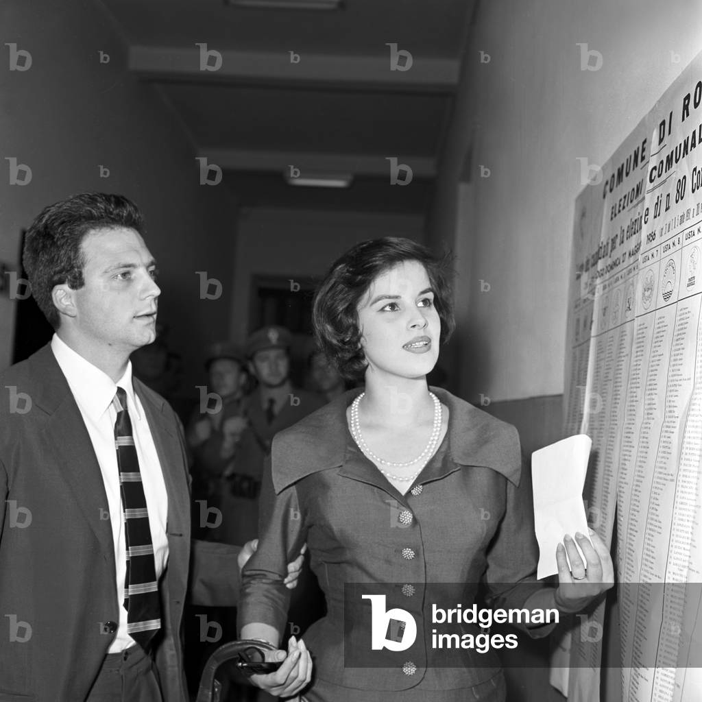 Antonella Lualdi and Franco Interlenghi voting, Italy, 1956 (b/w photo)