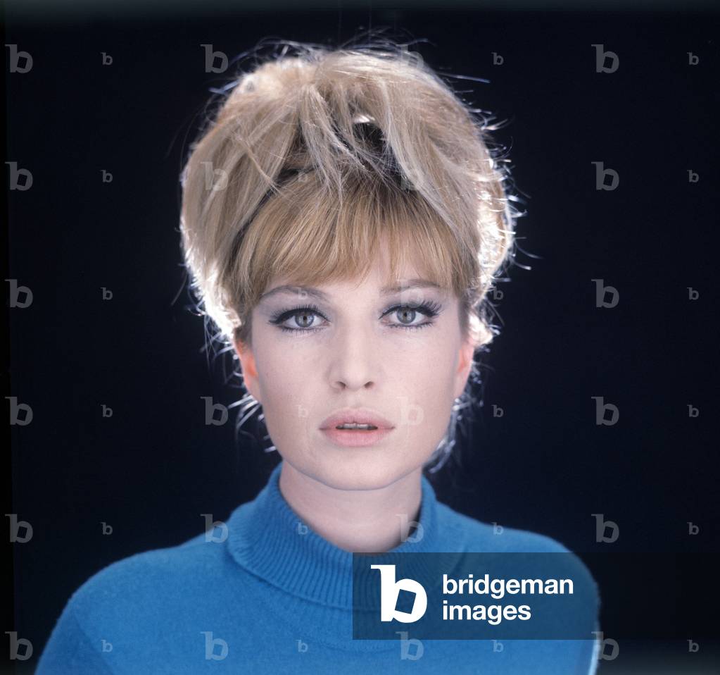 Monica Vitti posing, Italy, 1969 (photo)